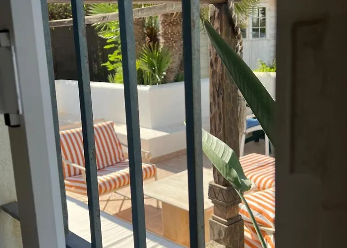 Alexia Sol 1st Floor Stairs 1br Pool View 9 Min To Sea 5min To Town At1833 Apartman *