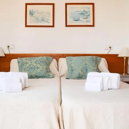 Alexia Sol 1st Floor Stairs 1br Pool View 9 Min To Sea 5min To Town At1833 Lejlighed
